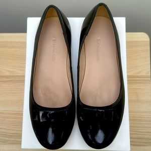 ELEPHANTITO Girl's Camille Black Patent Leather Flats - Size 34 EU Like New!